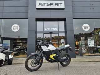 WhatsApp Image 2025-10-18 at 09.53.44